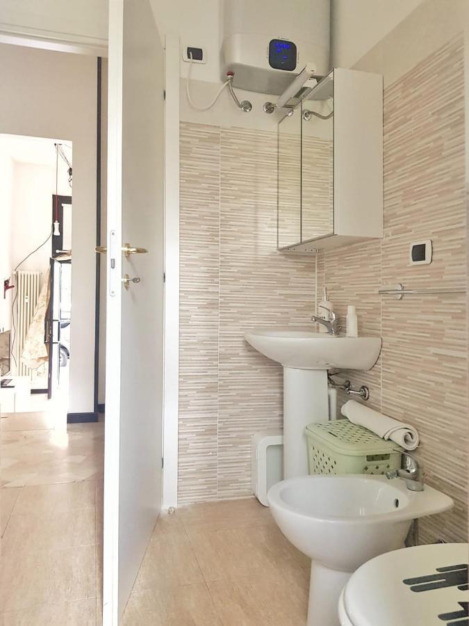 Appartamento Zuretti 42 Mailand Exterior foto